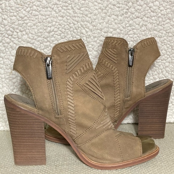 Vince Camaro Women's Taupe Leather Karinta Open Toe Booties Shoes SZ US 10 - Picture 6 of 10